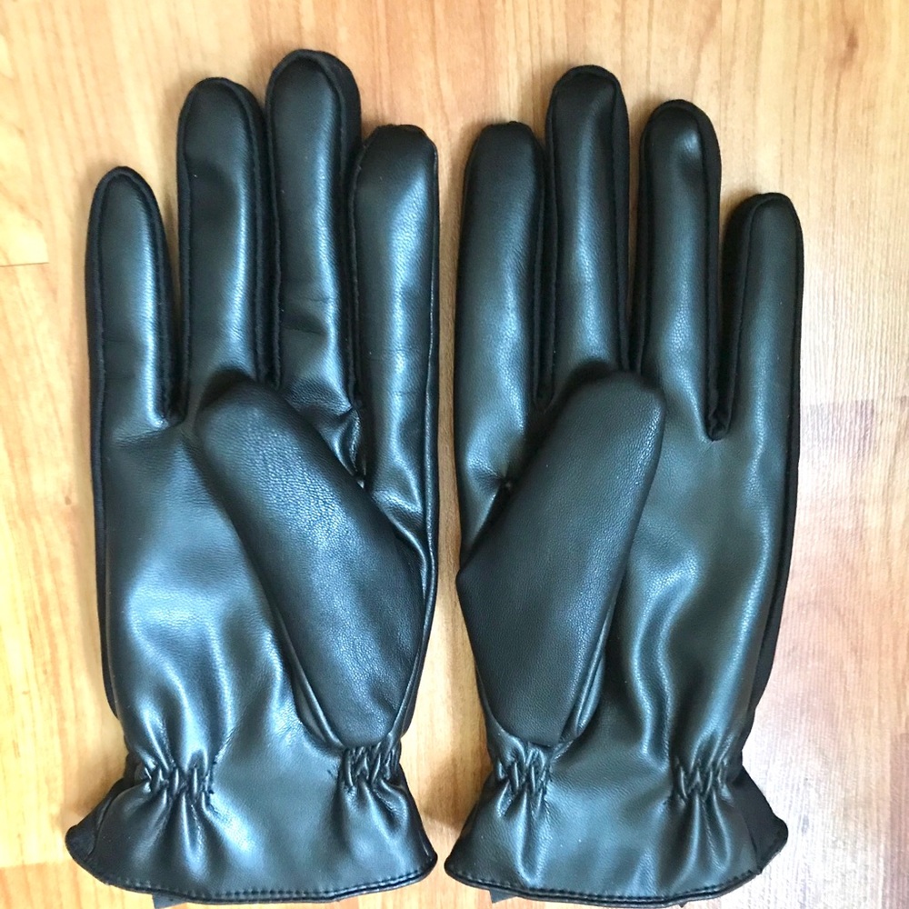NWOT Men’s Medium Isotoner Gloves